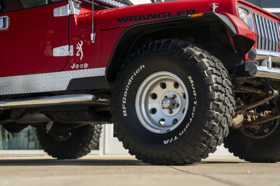 1989 Jeep YJ Wrangler - Image 23 of 31