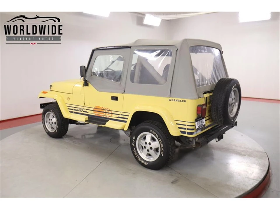 1989 Jeep YJ Wrangler - Image 9 of 31