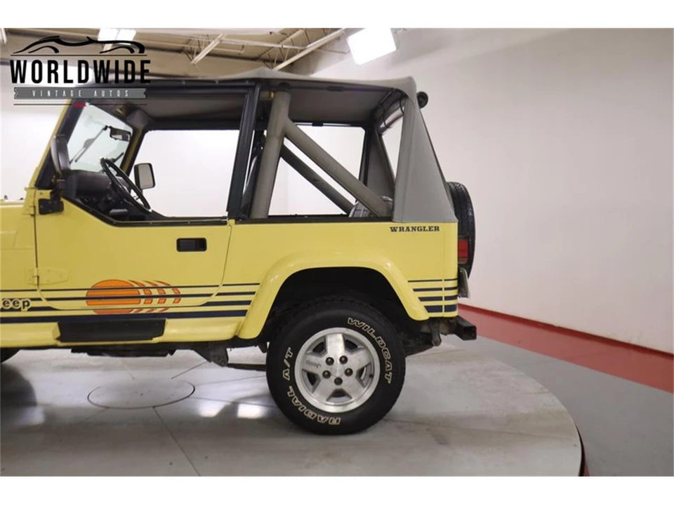 1989 Jeep YJ Wrangler - Image 14 of 31
