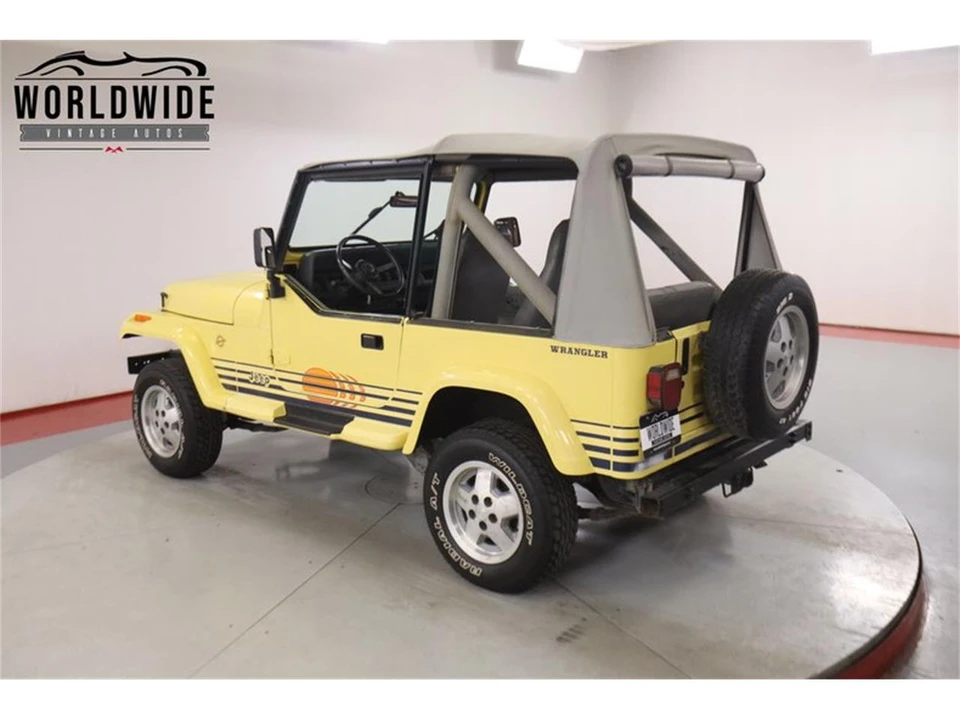 1989 Jeep YJ Wrangler - Image 5 of 31