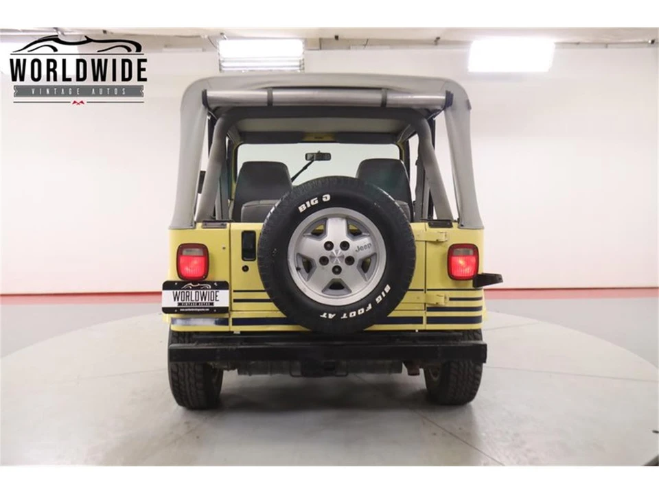 1989 Jeep YJ Wrangler - Image 20 of 31