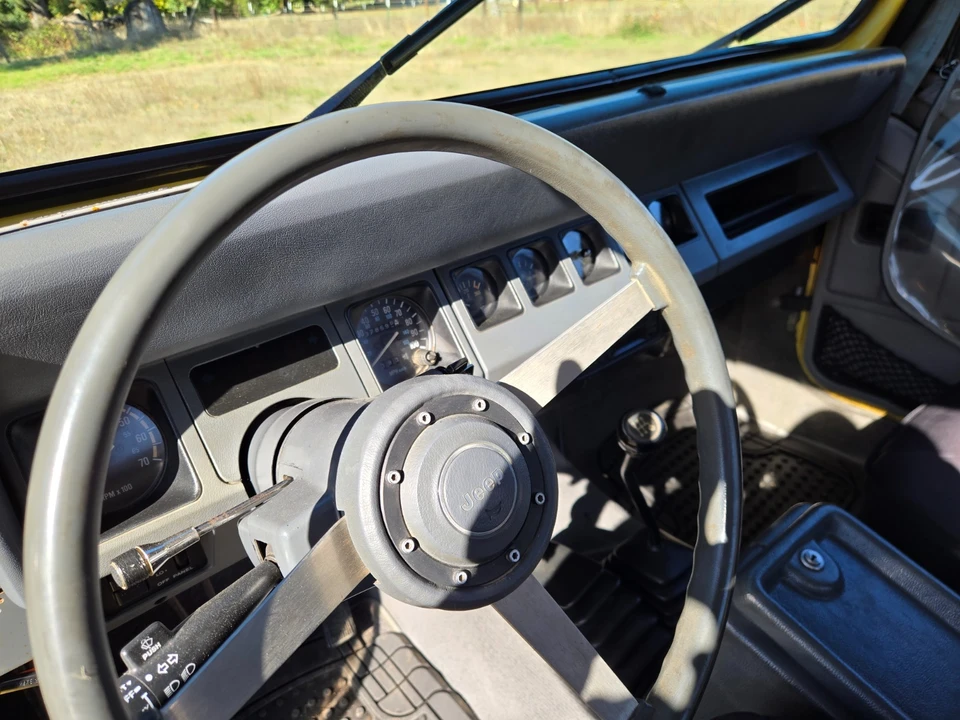 1989 Jeep YJ Wrangler - Image 14 of 21