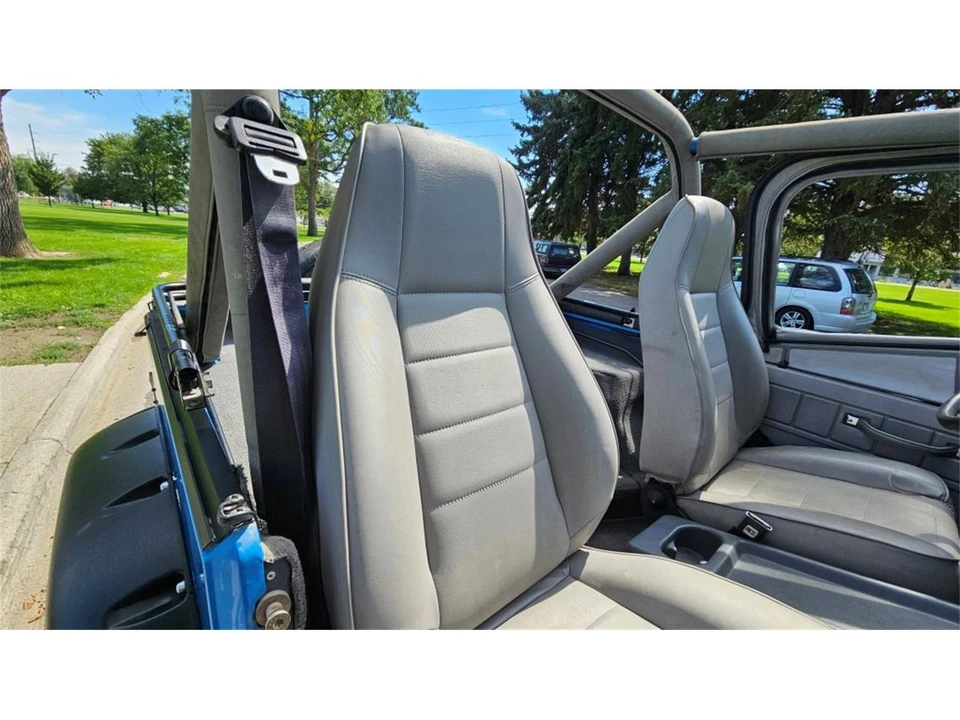 1989 Jeep YJ Wrangler - Image 29 of 31