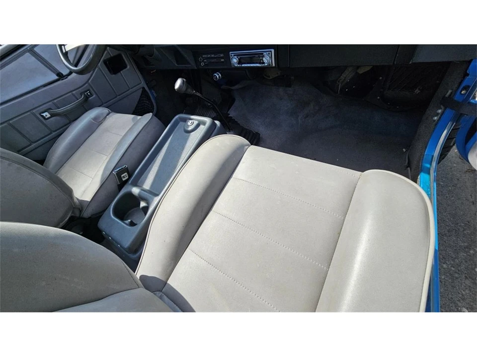 1989 Jeep YJ Wrangler - Image 30 of 31