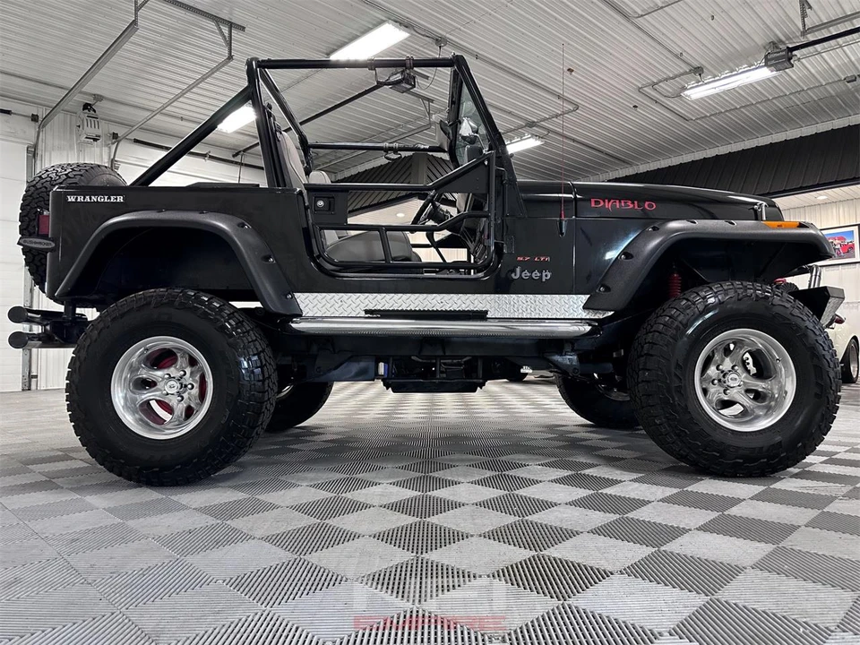 1989 Jeep YJ Wrangler - Image 17 of 31
