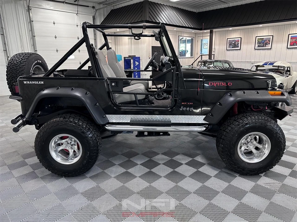 1989 Jeep YJ Wrangler - Image 7 of 31