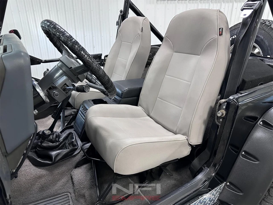 1989 Jeep YJ Wrangler - Image 24 of 31