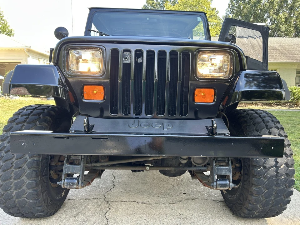 1989 Jeep YJ Wrangler - Image 15 of 31