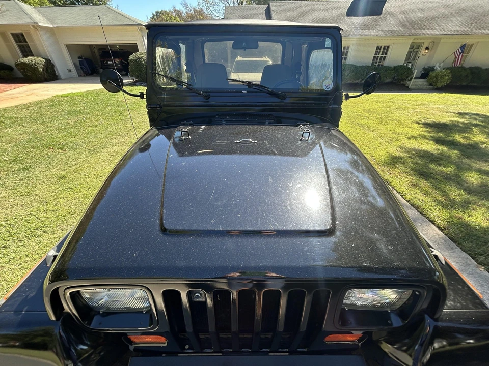 1989 Jeep YJ Wrangler - Image 17 of 31