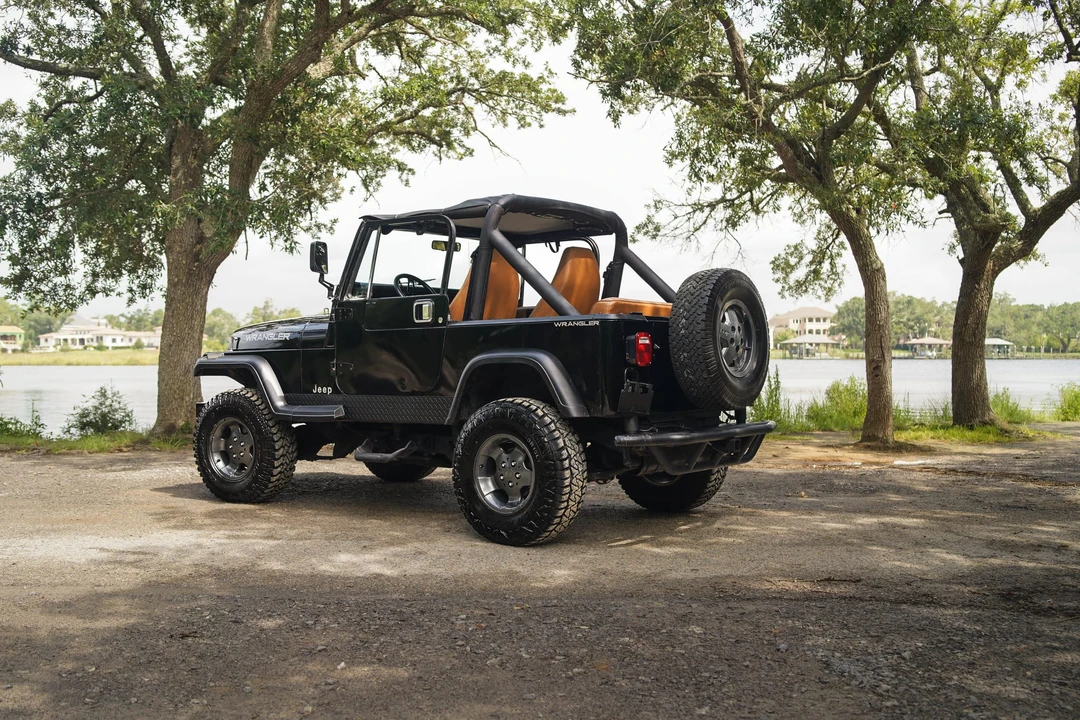 1989 Jeep YJ Wrangler - Image 18 of 31