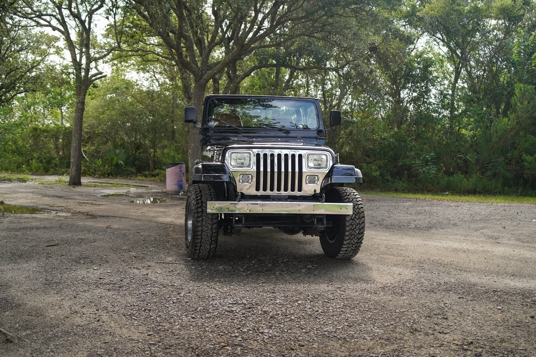 1989 Jeep YJ Wrangler - Image 6 of 31