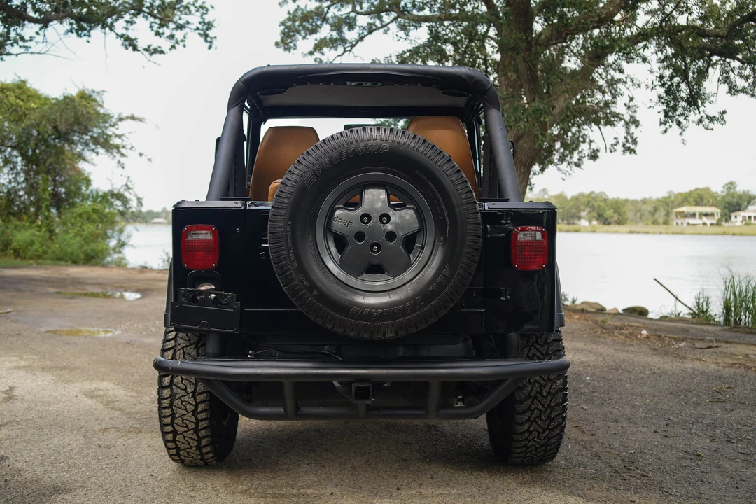 1989 Jeep YJ Wrangler - Image 15 of 31