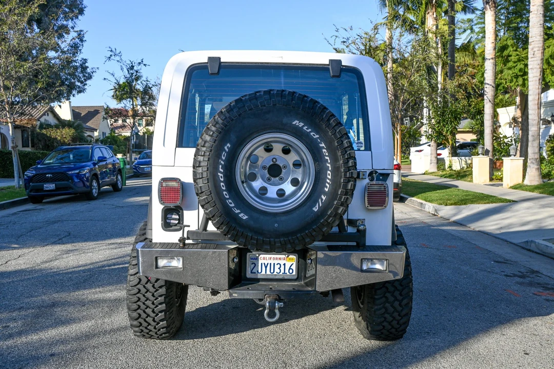 1989 Jeep YJ Wrangler - Image 6 of 31