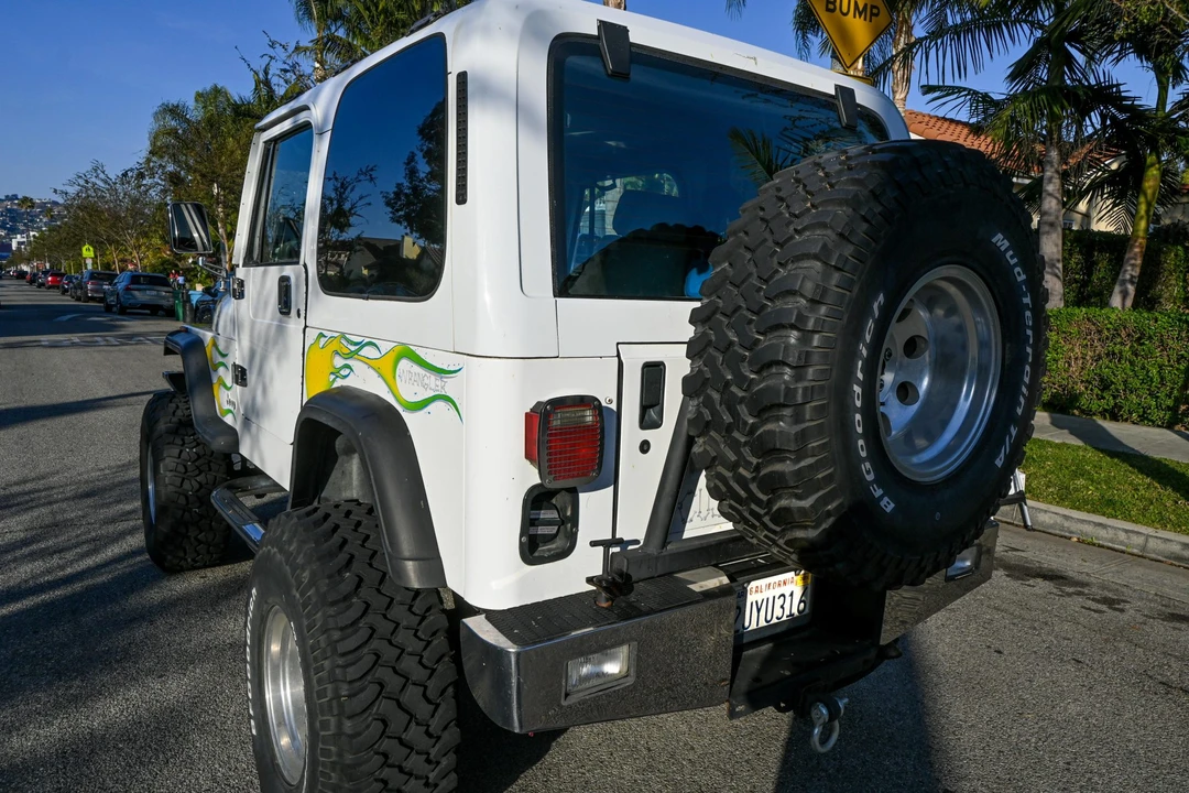 1989 Jeep YJ Wrangler - Image 20 of 31