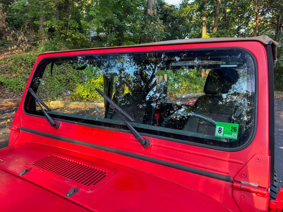 1989 Jeep YJ Wrangler - Image 27 of 31