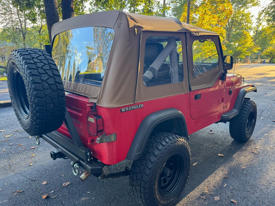 1989 Jeep YJ Wrangler - Image 13 of 31