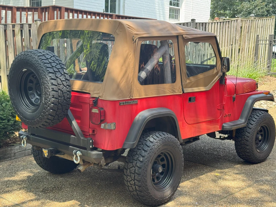 1989 Jeep YJ Wrangler - Image 15 of 31