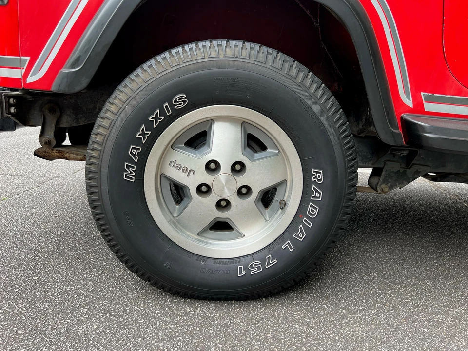 1989 Jeep YJ Wrangler - Image 23 of 31