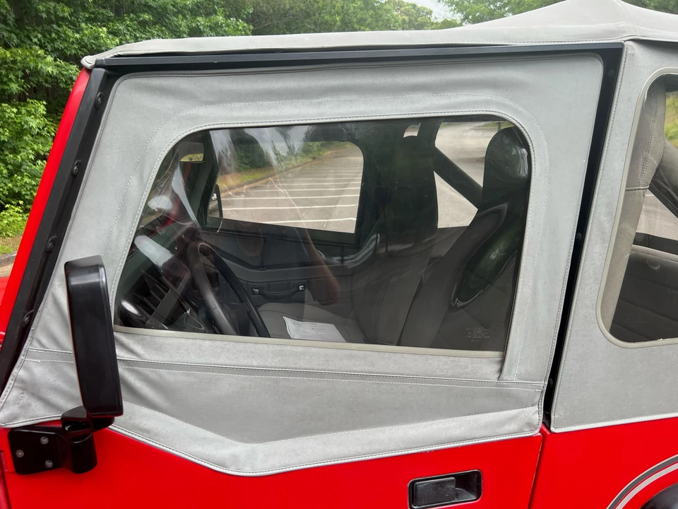 1989 Jeep YJ Wrangler - Image 17 of 31