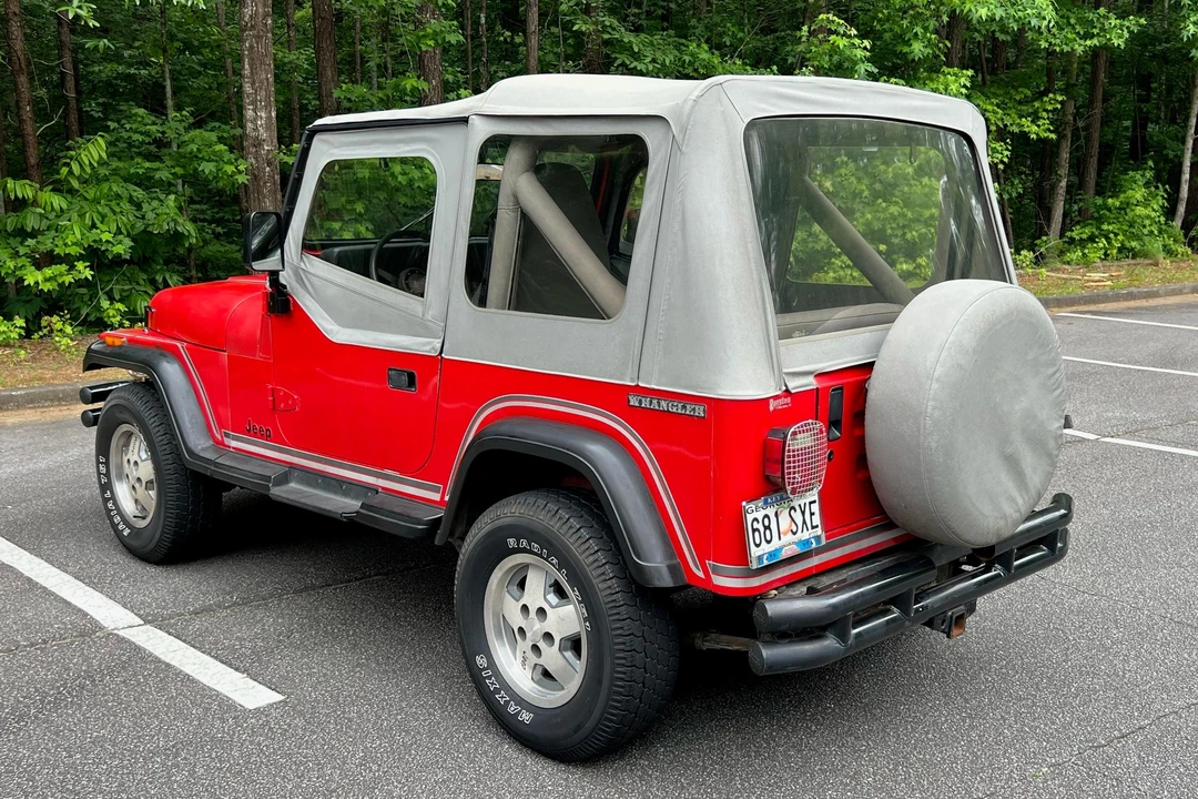1989 Jeep YJ Wrangler - Image 4 of 31