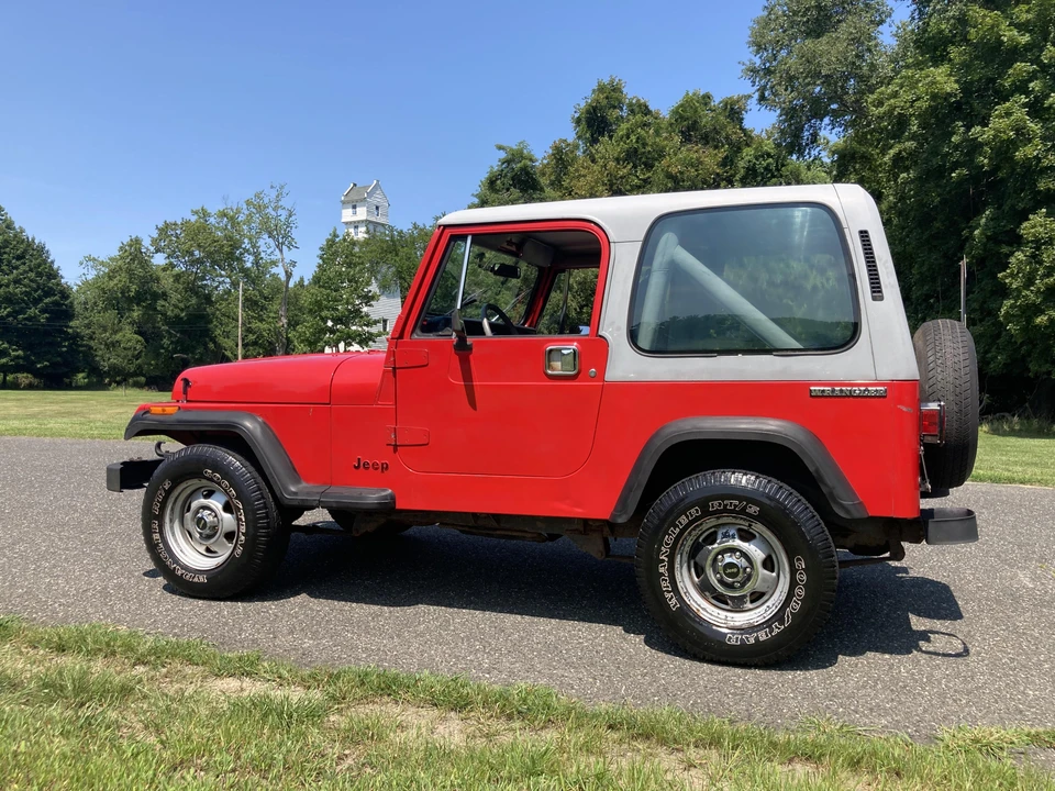 1989 Jeep YJ Wrangler - Image 12 of 31