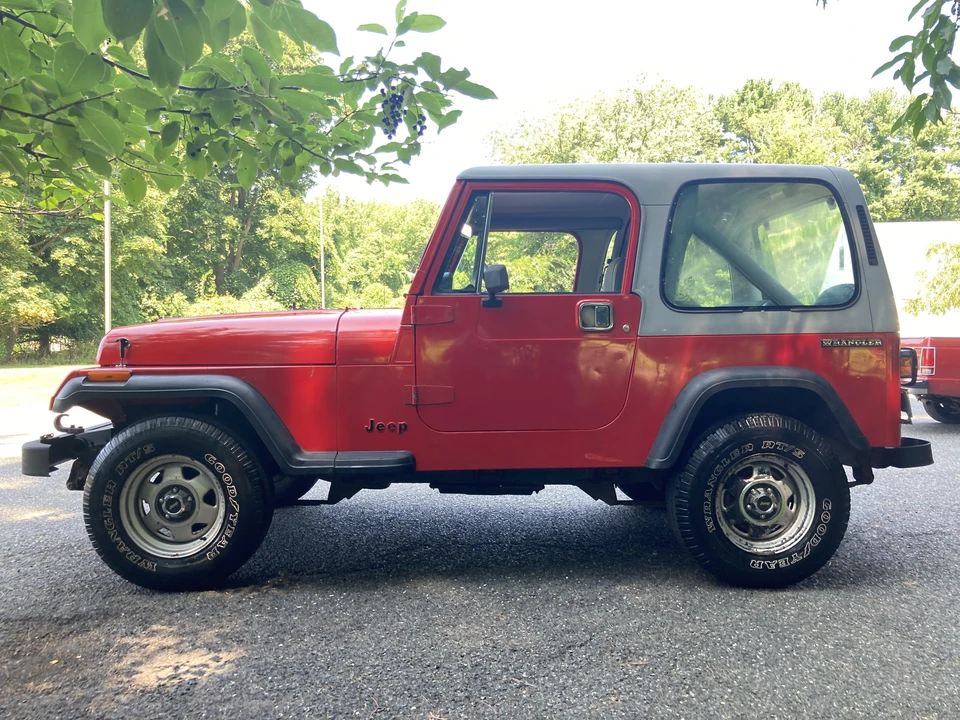 1989 Jeep YJ Wrangler - Image 11 of 31