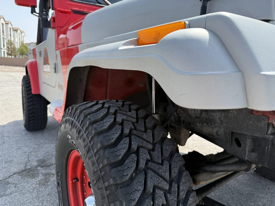 1989 Jeep YJ Wrangler - Image 25 of 31