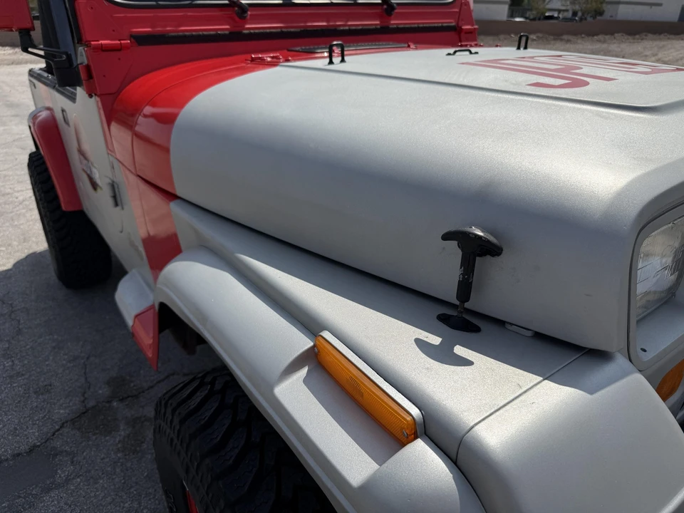 1989 Jeep YJ Wrangler - Image 26 of 31