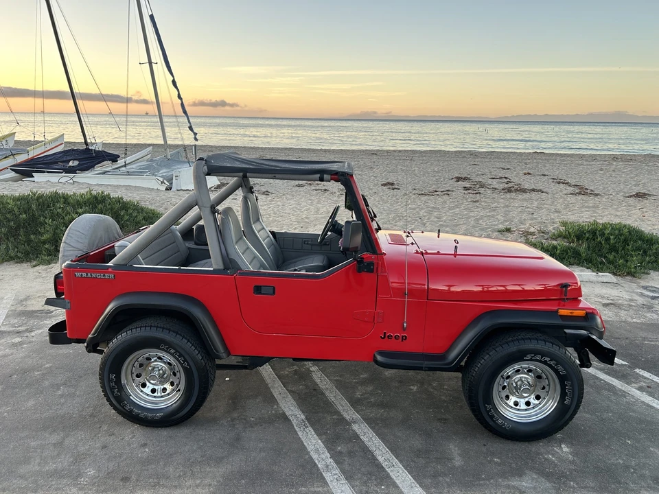 1989 Jeep YJ Wrangler - Image 13 of 31