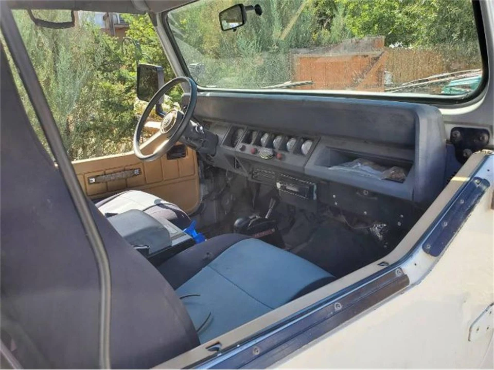 1989 Jeep YJ Wrangler - Image 6 of 8