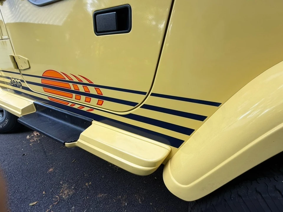 1989 Jeep YJ Wrangler - Image 15 of 31