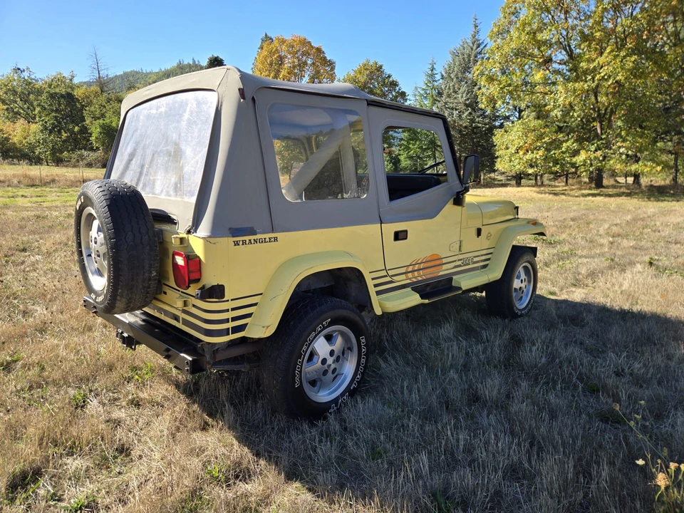 1989 Jeep YJ Wrangler - Image 10 of 31