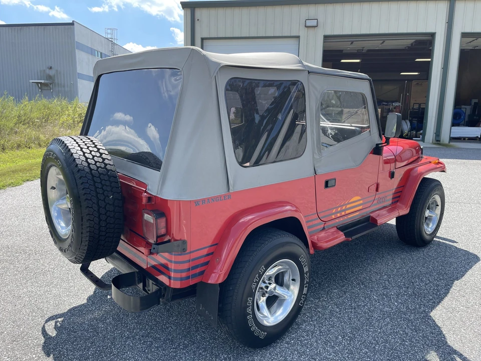 1989 Jeep YJ Wrangler - Image 8 of 31