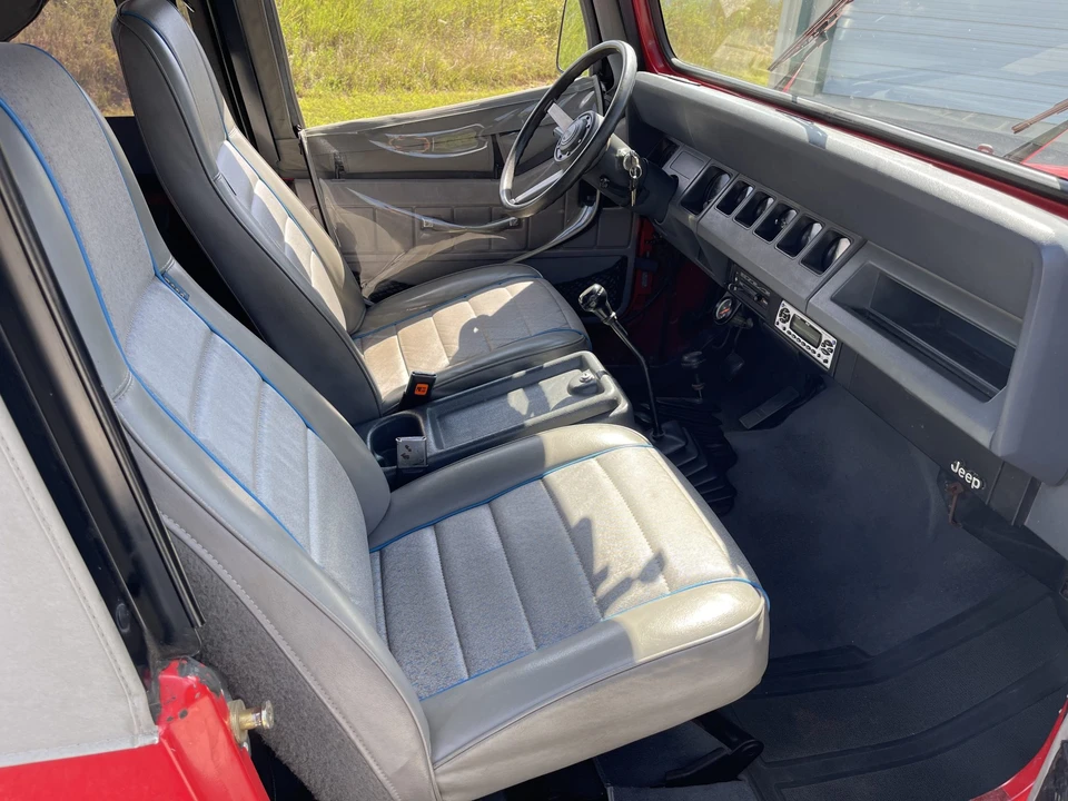 1989 Jeep YJ Wrangler - Image 21 of 31