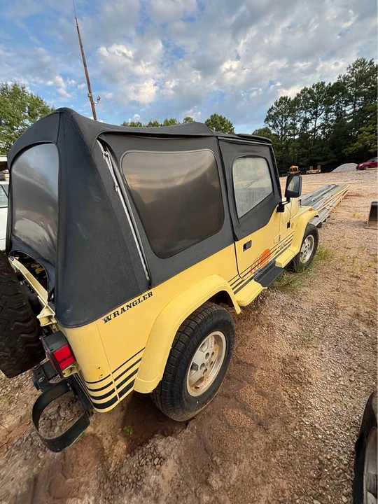 1989 Jeep YJ Wrangler - Image 4 of 5