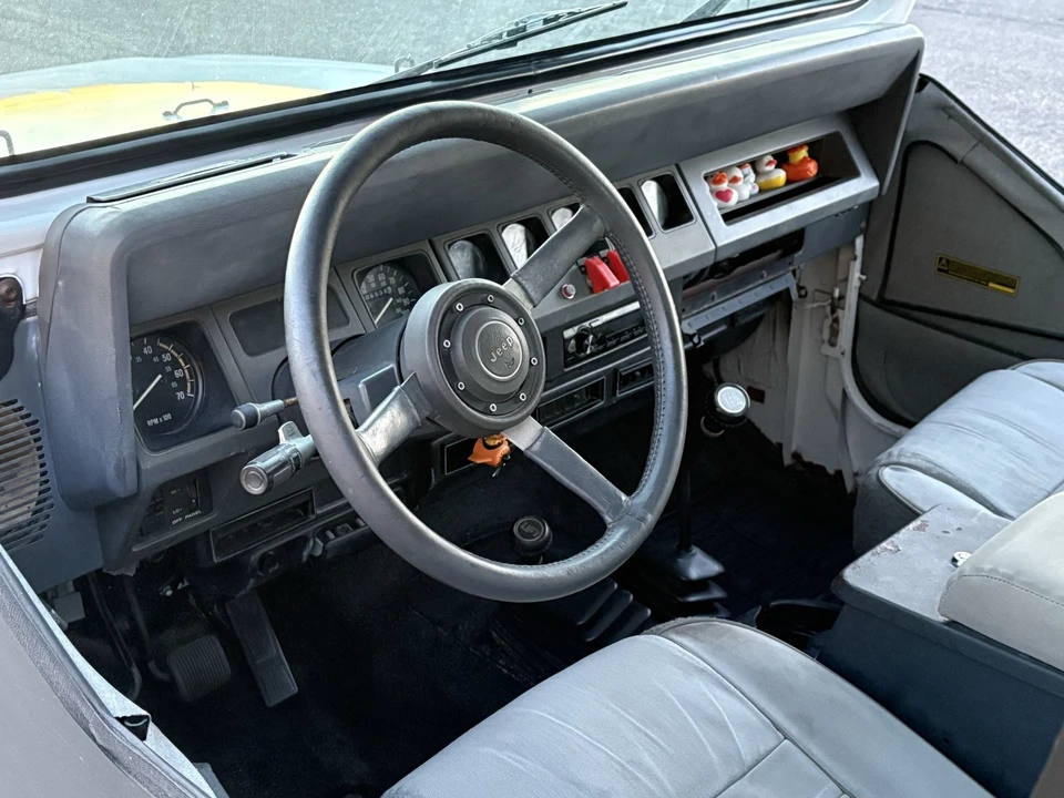 1989 Jeep YJ Wrangler - Image 16 of 19