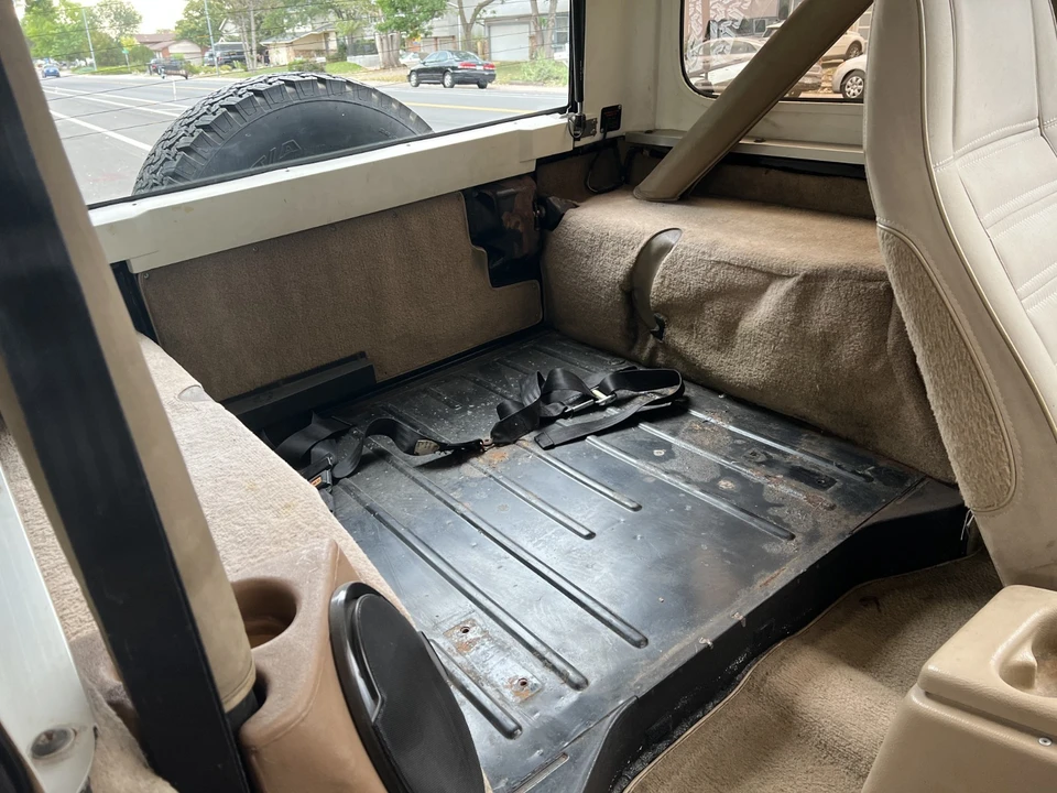 1989 Jeep YJ Wrangler - Image 17 of 31