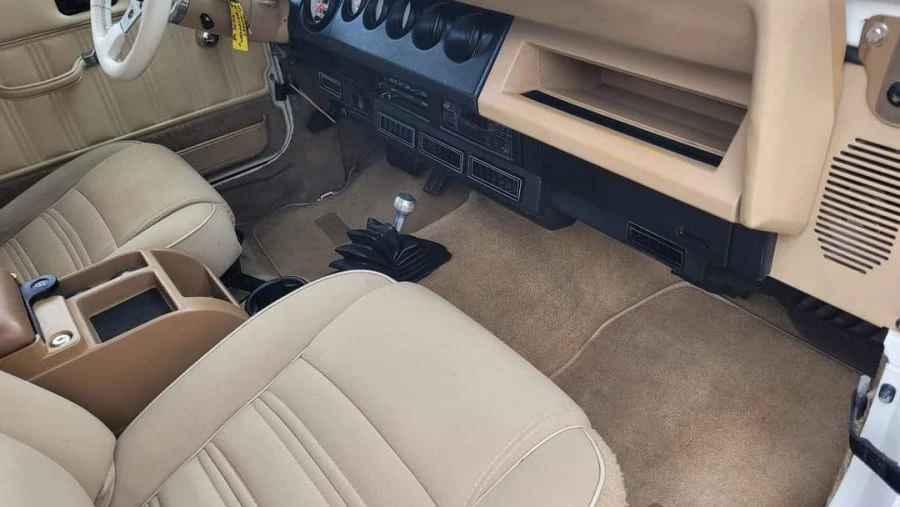 1989 Jeep YJ Wrangler - Image 10 of 26