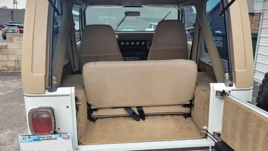 1989 Jeep YJ Wrangler - Image 21 of 26