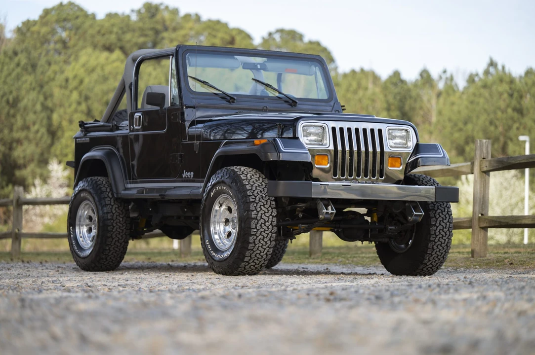1989 Jeep YJ Wrangler - Image 17 of 31