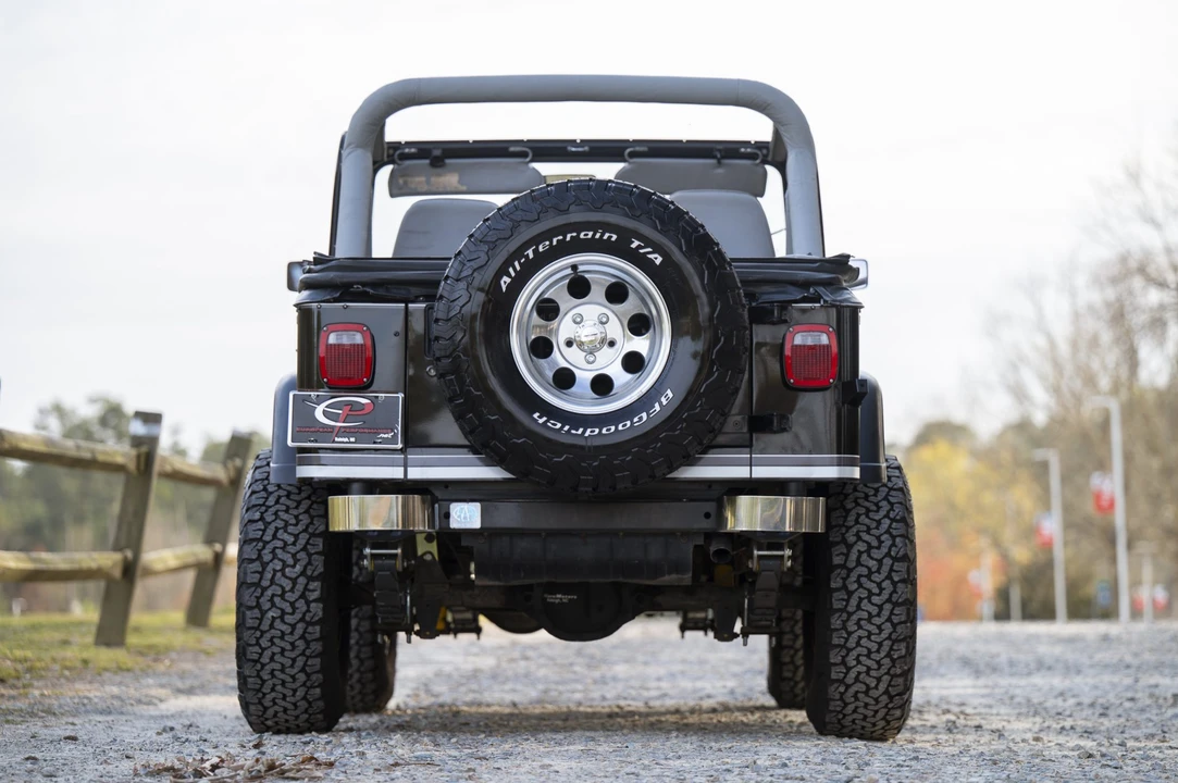 1989 Jeep YJ Wrangler - Image 9 of 31