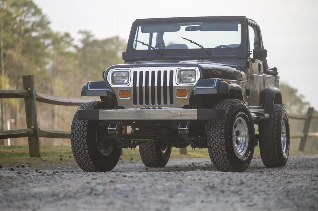 1989 Jeep YJ Wrangler - Image 2 of 31