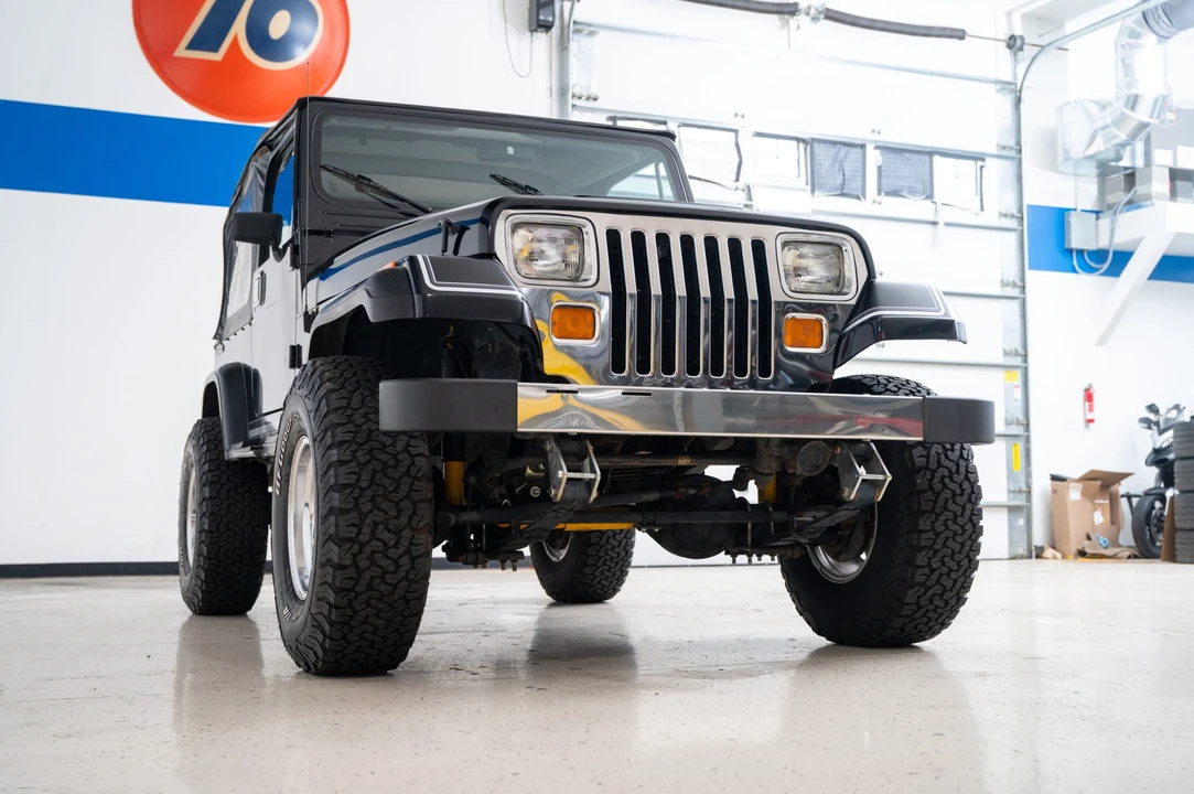 1989 Jeep YJ Wrangler - Image 5 of 31