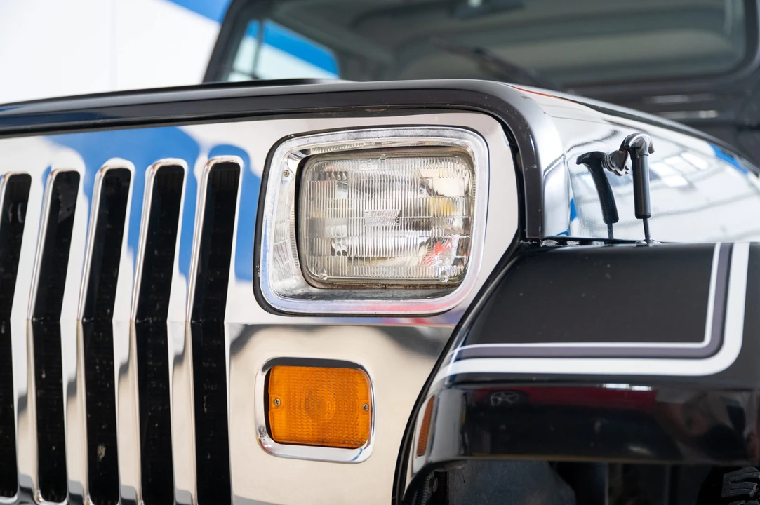 1989 Jeep YJ Wrangler - Image 18 of 31