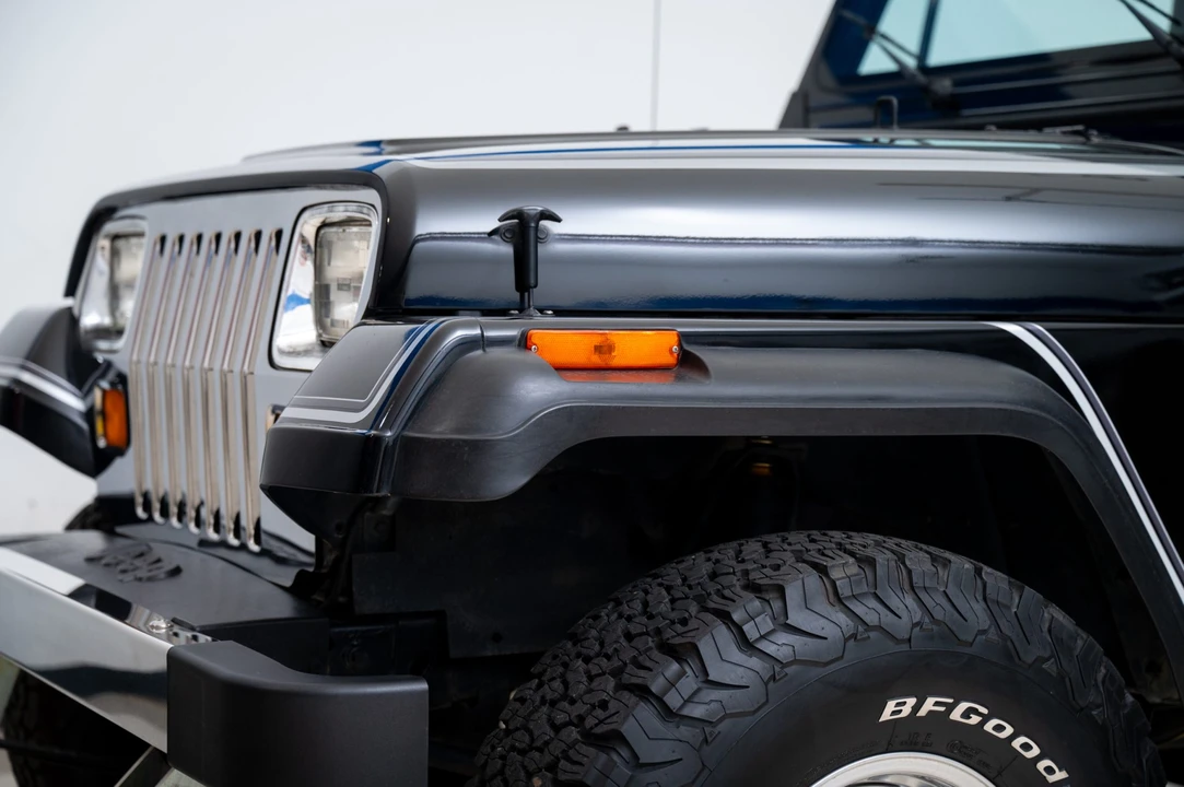 1989 Jeep YJ Wrangler - Image 16 of 31