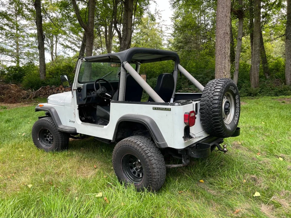 1989 Jeep YJ Wrangler - Image 2 of 6