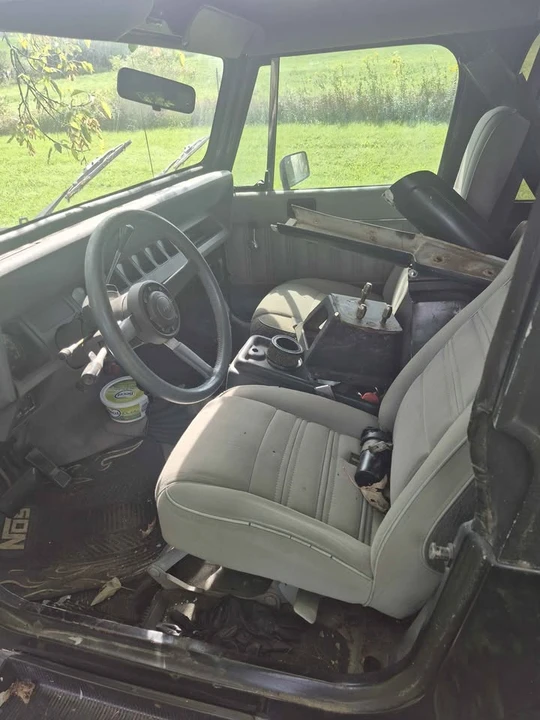 1989 Jeep YJ Wrangler - Image 6 of 7