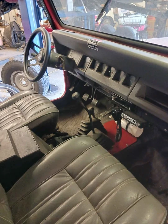 1989 Jeep YJ Wrangler - Image 13 of 13