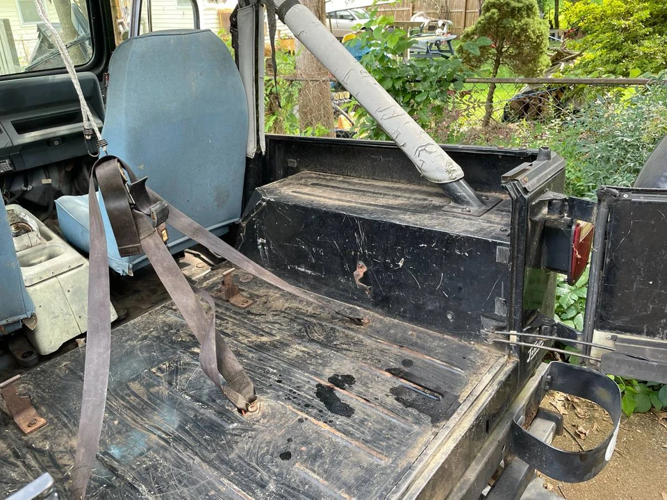 1989 Jeep YJ Wrangler - Image 18 of 19