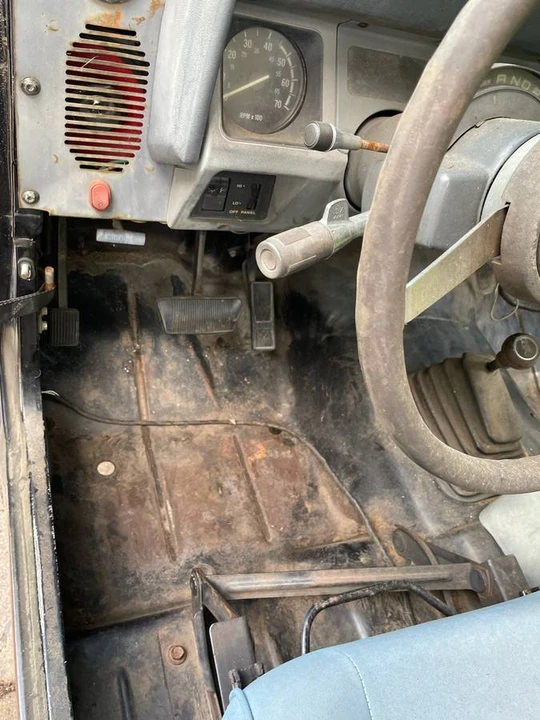 1989 Jeep YJ Wrangler - Image 15 of 19